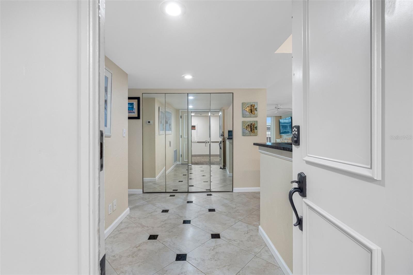 Image 3 of 46 For 1400 Gulf Boulevard 701