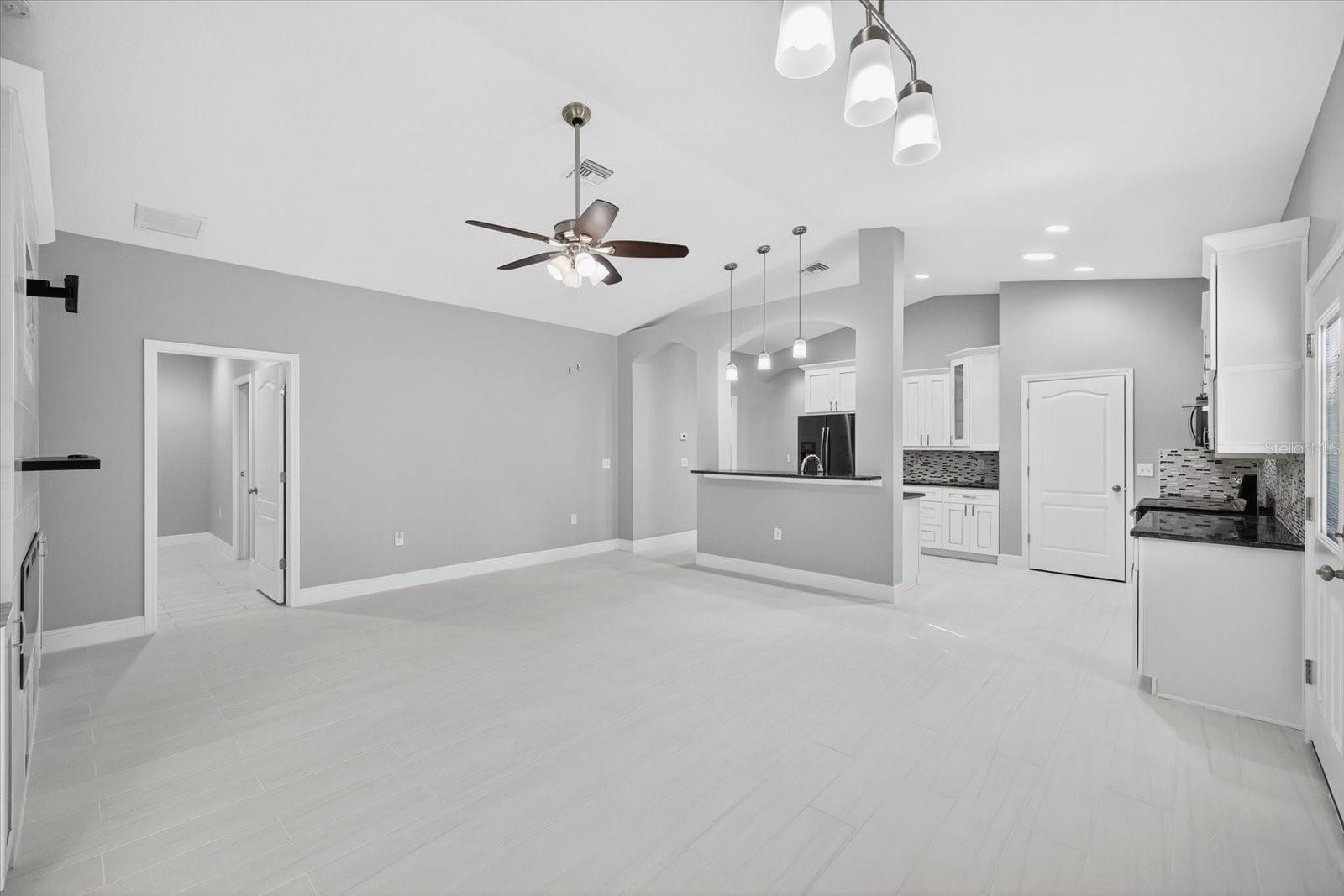 Image 28 of 62 For 8914 Lynn Avenue