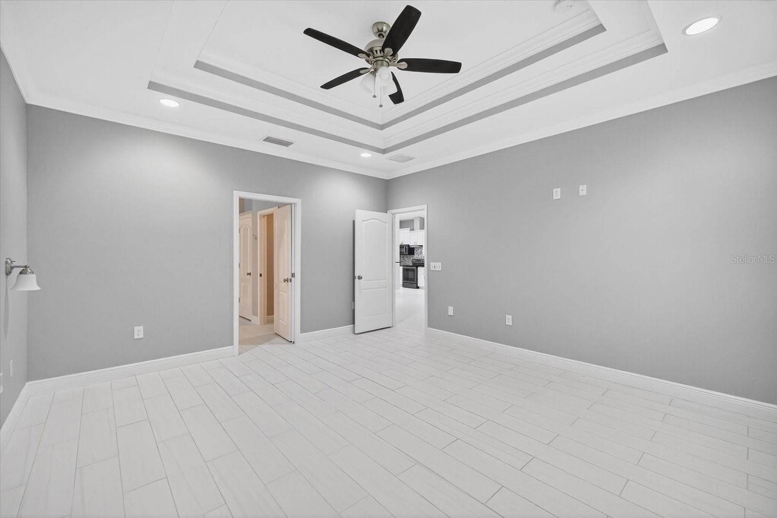 Image 36 of 62 For 8914 Lynn Avenue