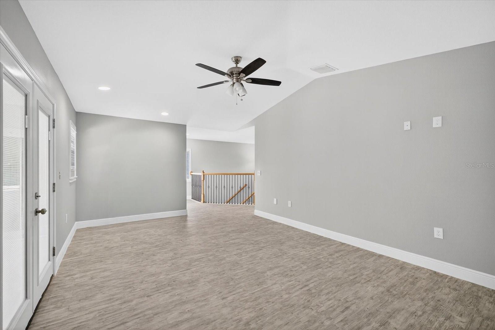 Image 42 of 62 For 8914 Lynn Avenue