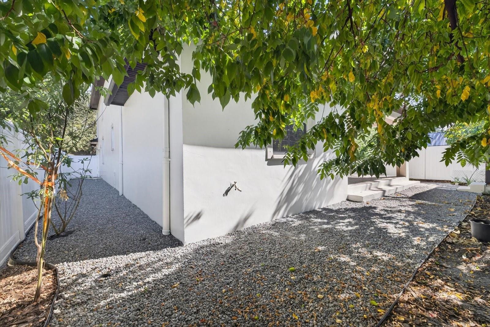 Image 57 of 62 For 8914 Lynn Avenue