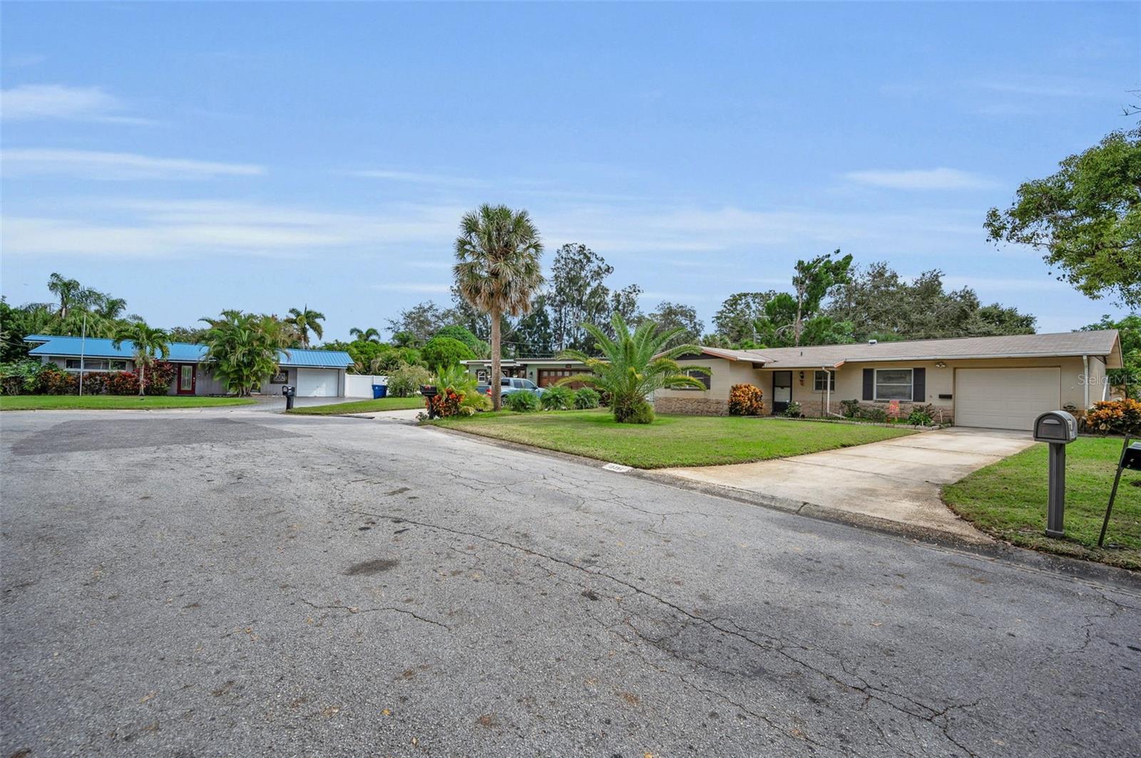 Image 28 of 29 For 13434 Ridgeland Drive