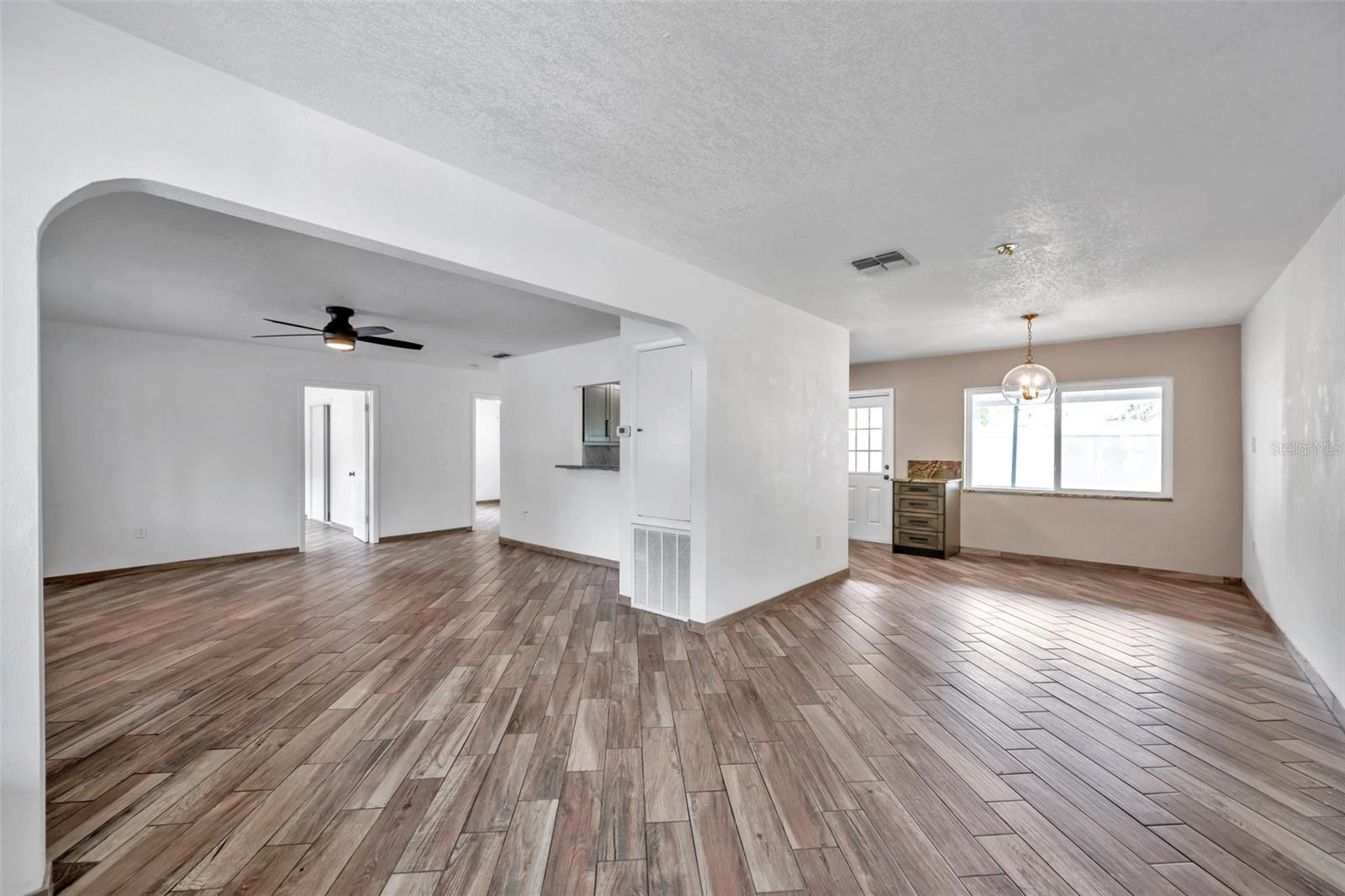 Image 10 of 28 For 125 5th Avenue N