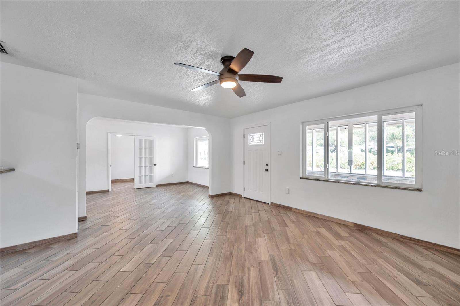 Image 13 of 28 For 125 5th Avenue N