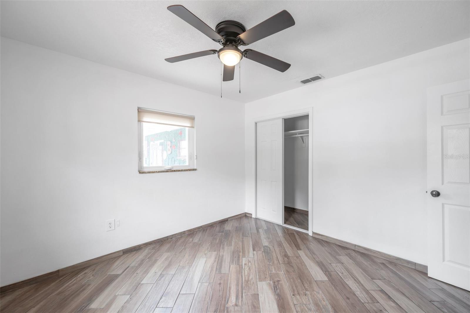 Image 24 of 28 For 125 5th Avenue N