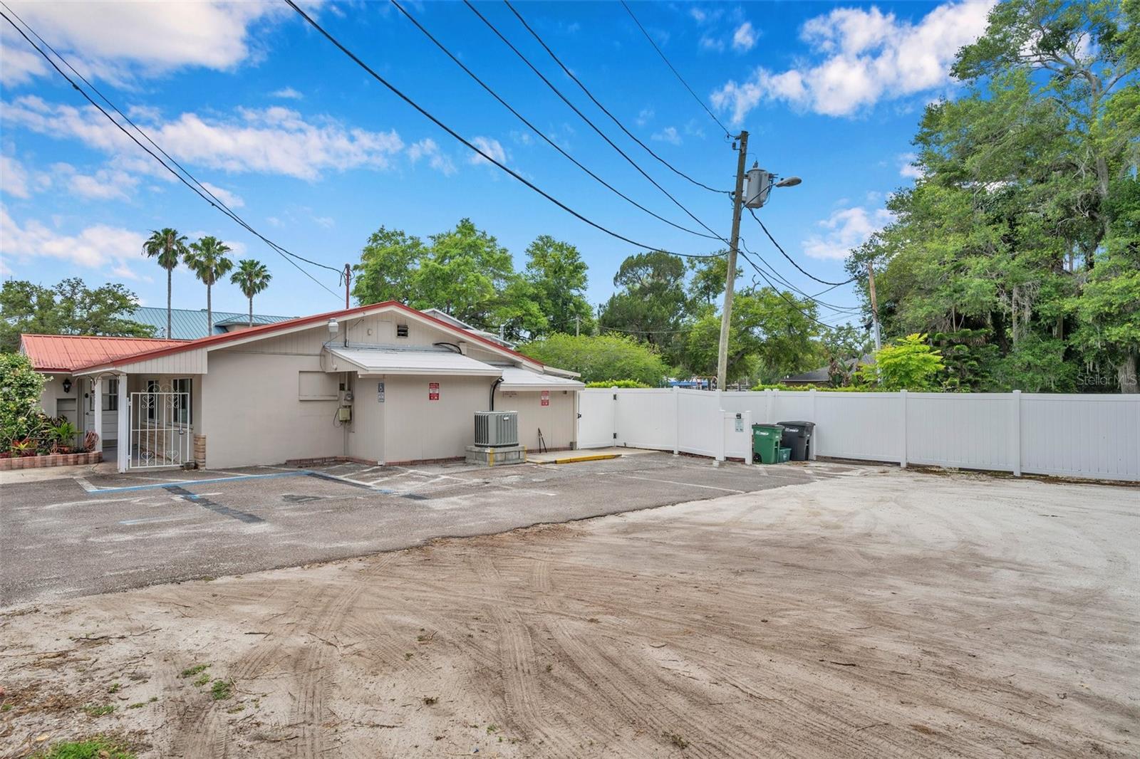 Image 4 of 28 For 125 5th Avenue N