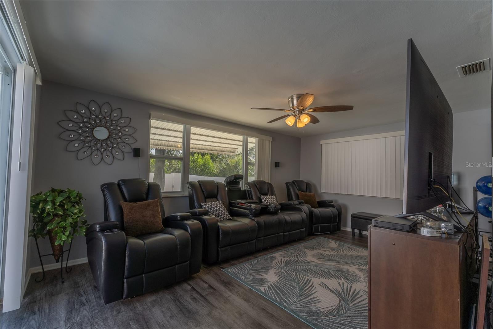 Image 11 of 23 For 5126 Rosewood Drive