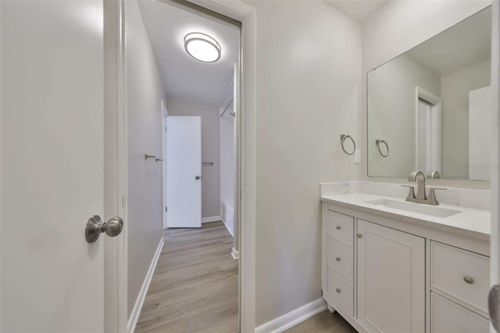 Image 15 of 30 For 8616 Palm Lane