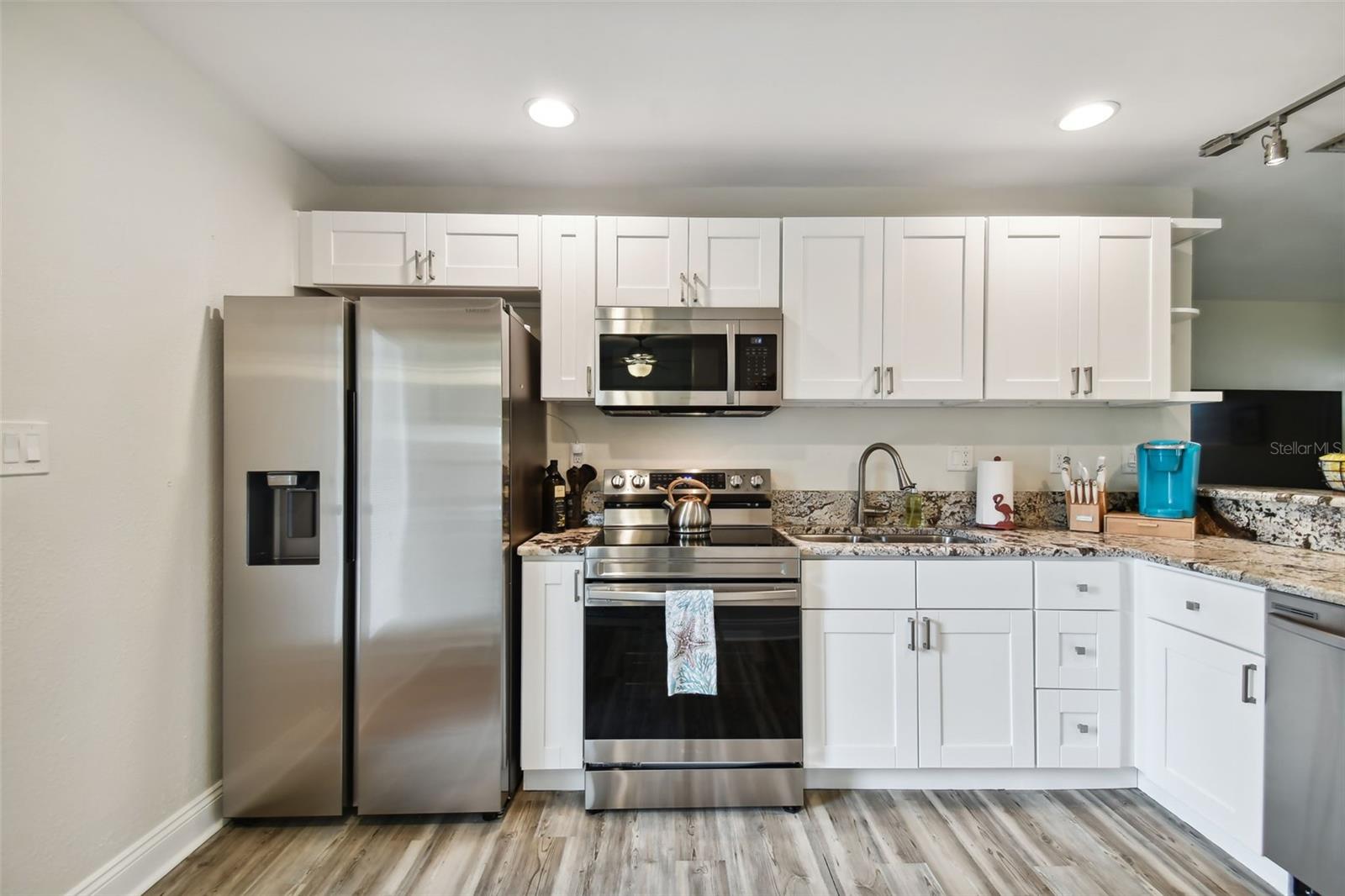 Image 21 of 37 For 4324 Clark Avenue