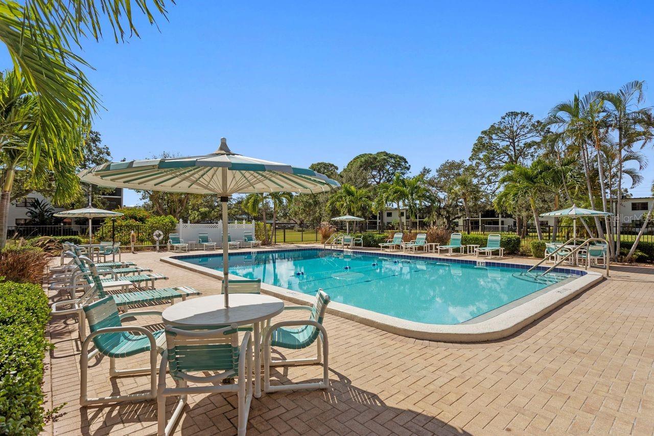 Image 26 of 26 For 4910 Bay Street Ne 111