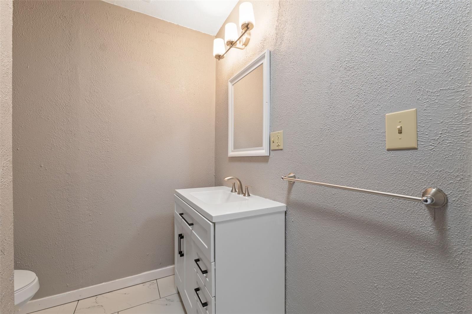 Image 24 of 36 For 703 114th Avenue