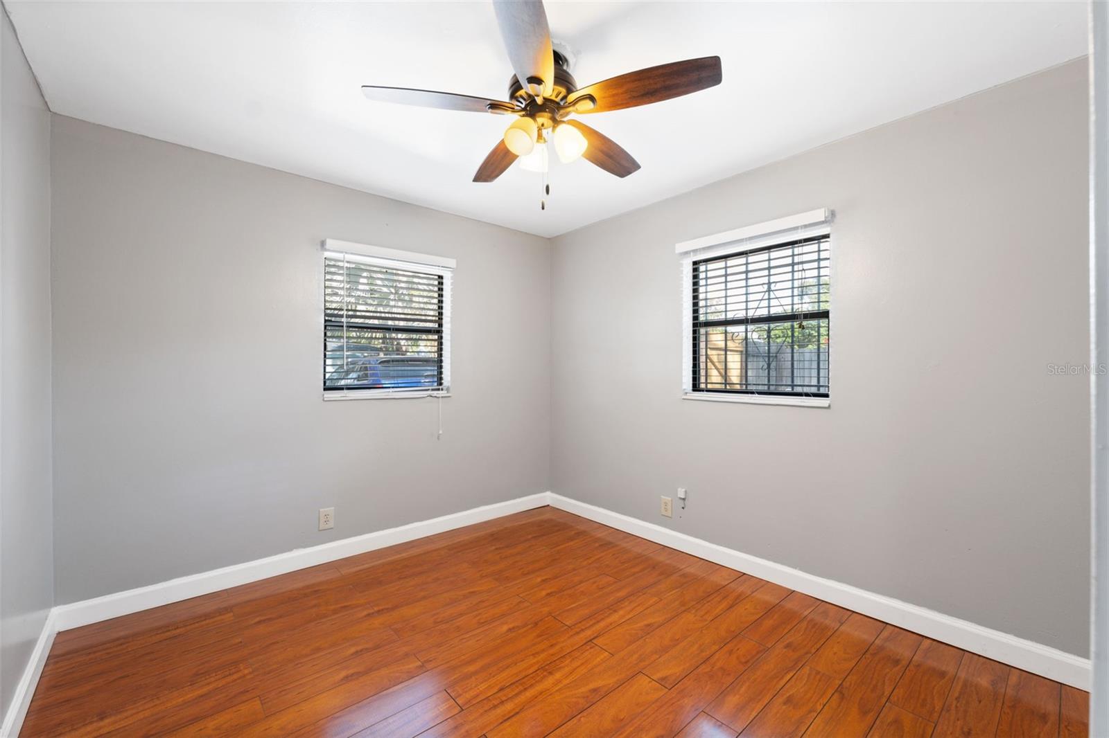 Image 25 of 36 For 703 114th Avenue