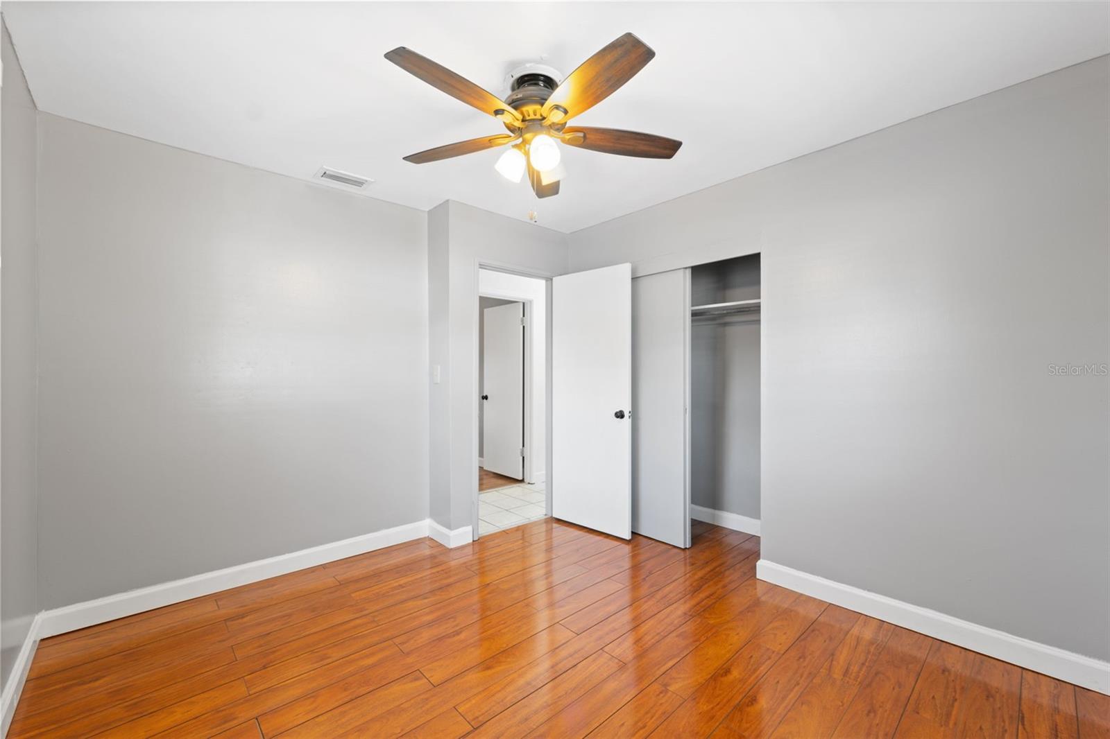 Image 26 of 36 For 703 114th Avenue