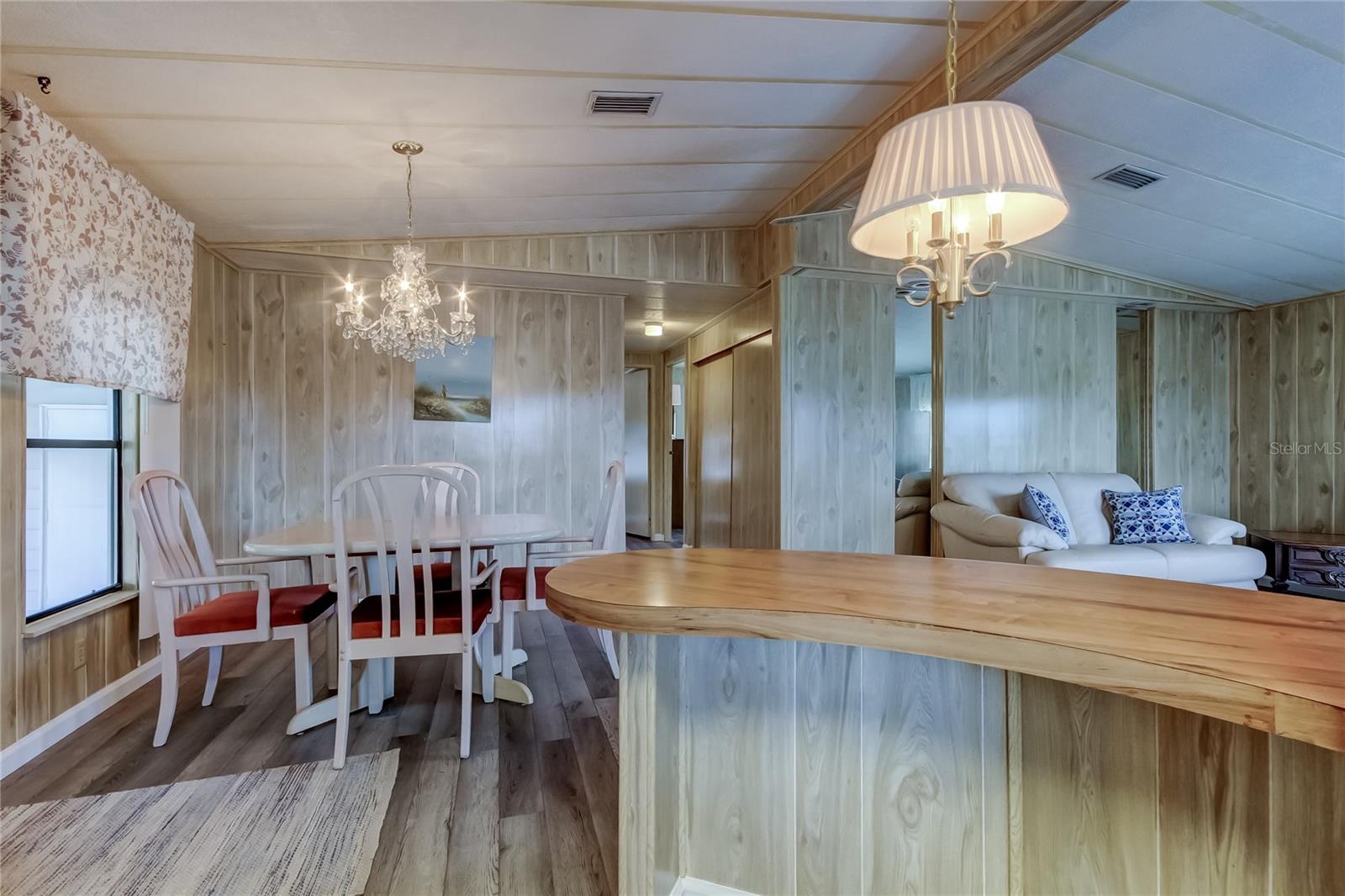 Image 18 of 56 For 39820 Us Highway 19 N 222