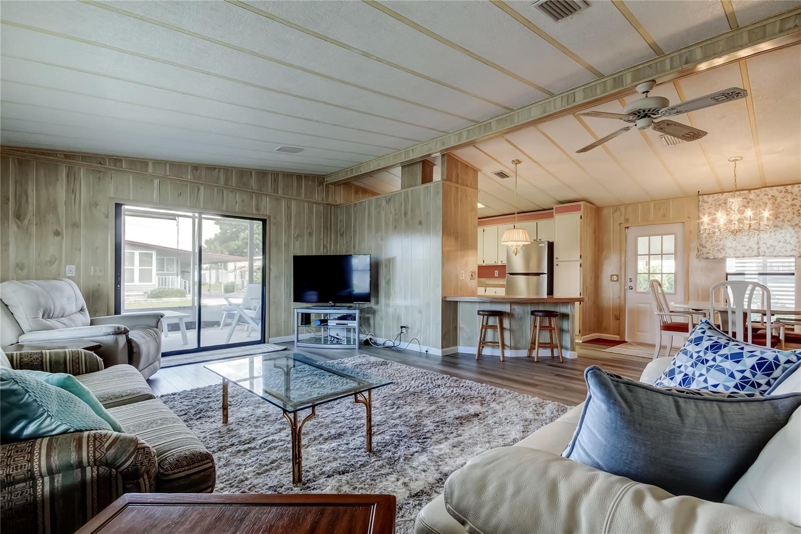 Image 20 of 56 For 39820 Us Highway 19 N 222