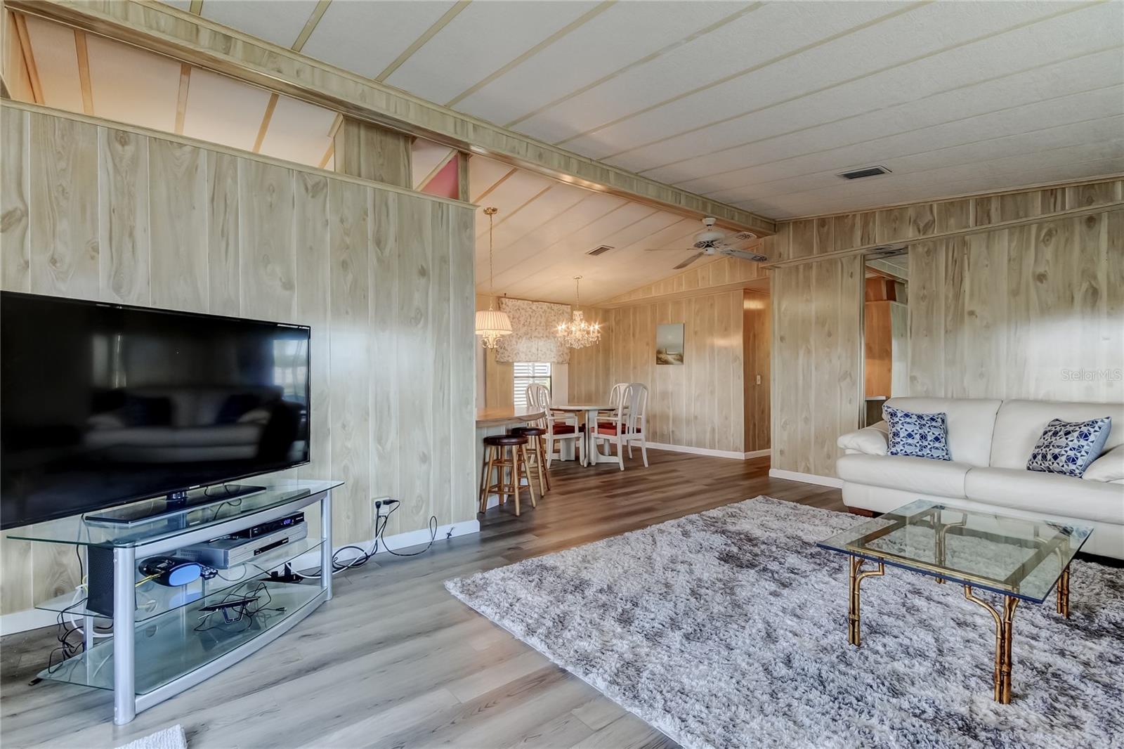 Image 21 of 56 For 39820 Us Highway 19 N 222