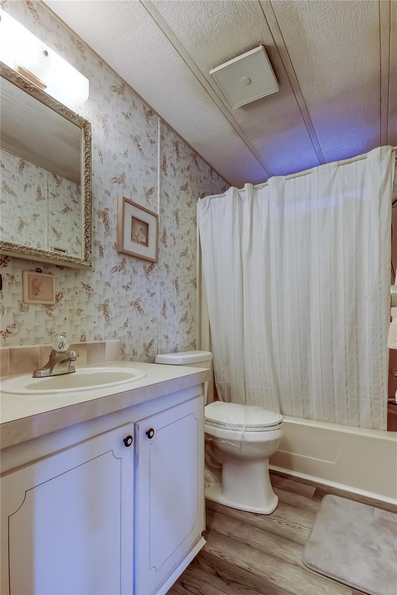 Image 24 of 56 For 39820 Us Highway 19 N 222