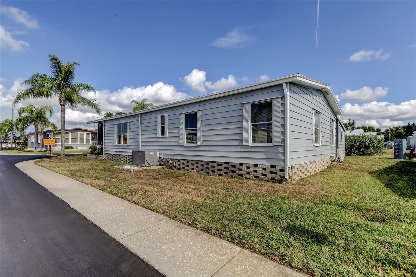 Image 45 of 56 For 39820 Us Highway 19 N 222