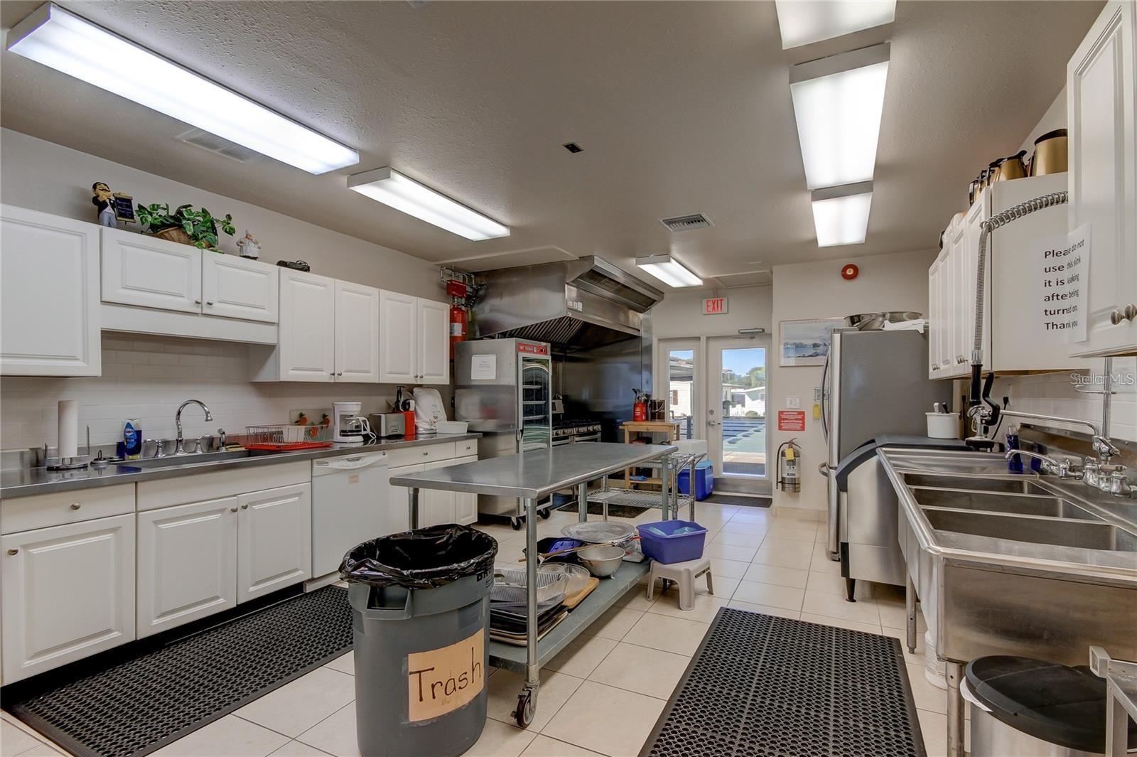 Image 51 of 56 For 39820 Us Highway 19 N 222