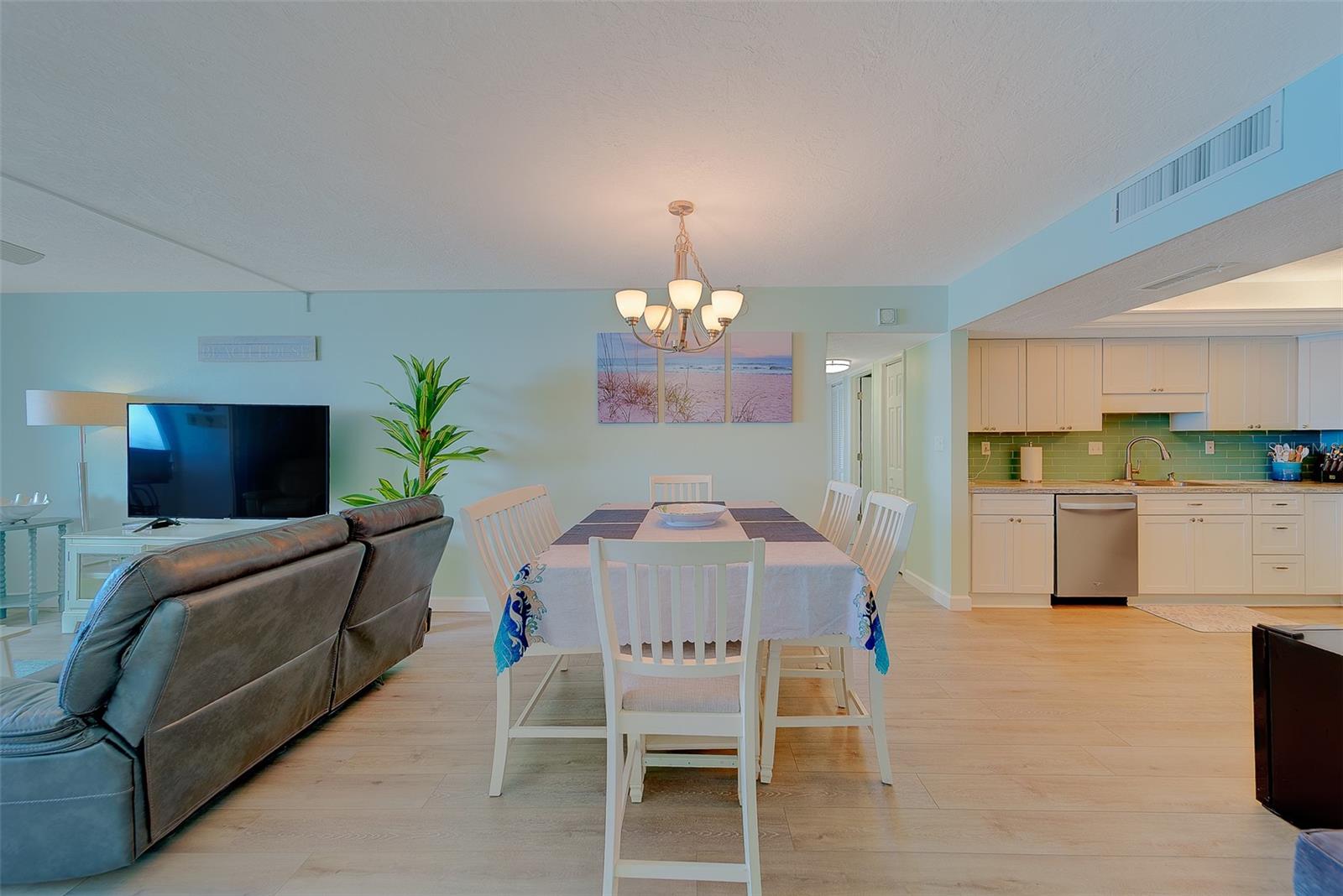 Image 10 of 67 For 17920 Gulf Boulevard 1205