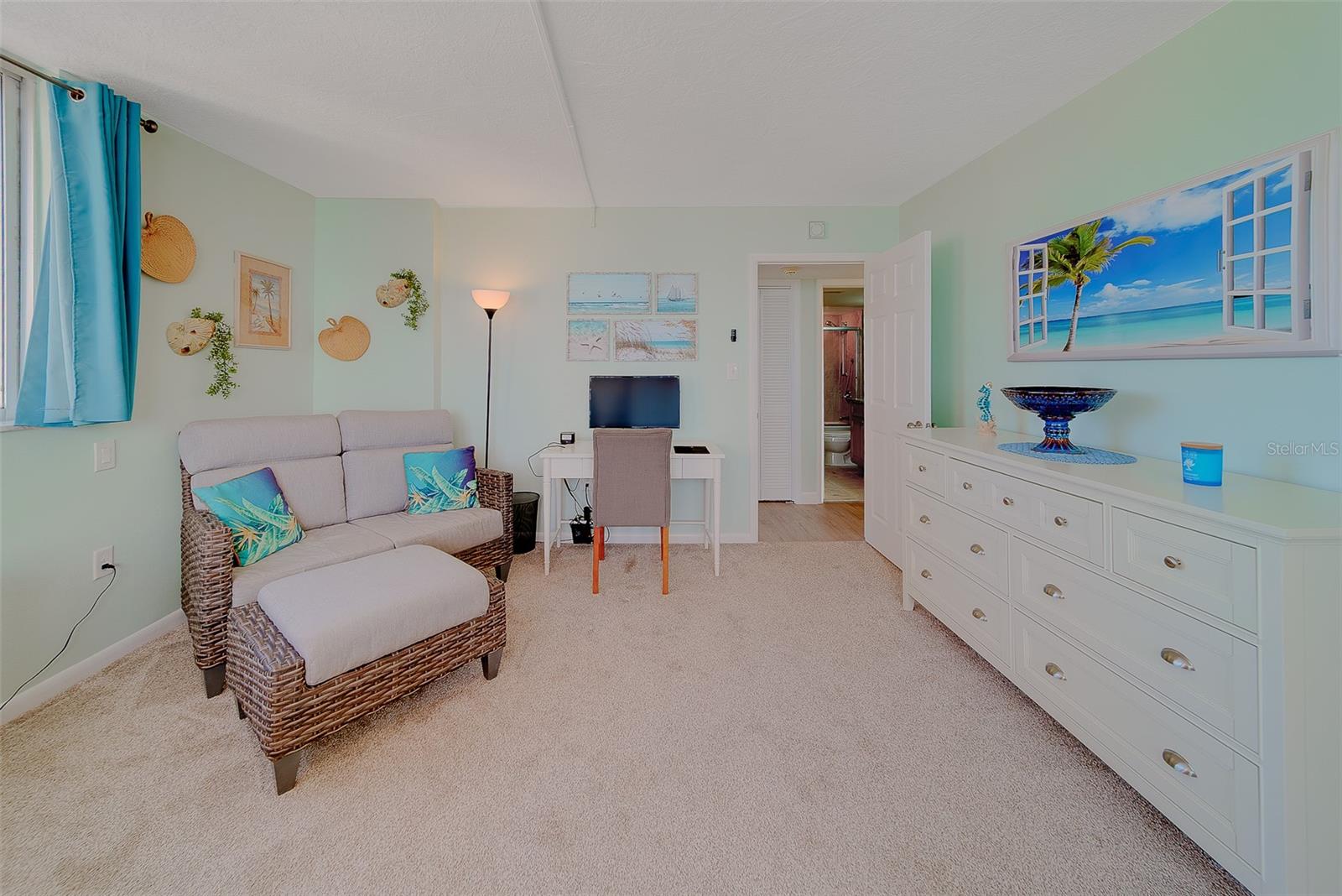 Image 23 of 67 For 17920 Gulf Boulevard 1205