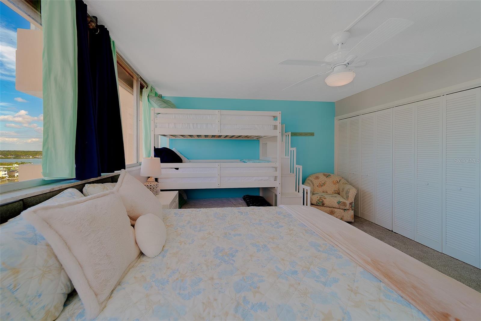 Image 35 of 67 For 17920 Gulf Boulevard 1205