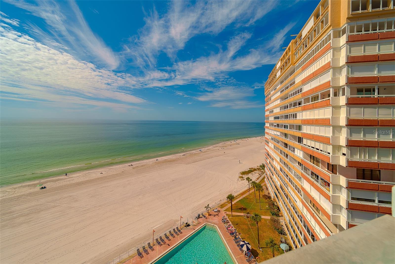 Image 39 of 67 For 17920 Gulf Boulevard 1205