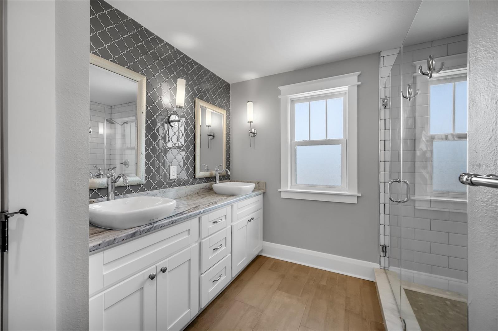 Image 19 of 29 For 319 Giddens Avenue