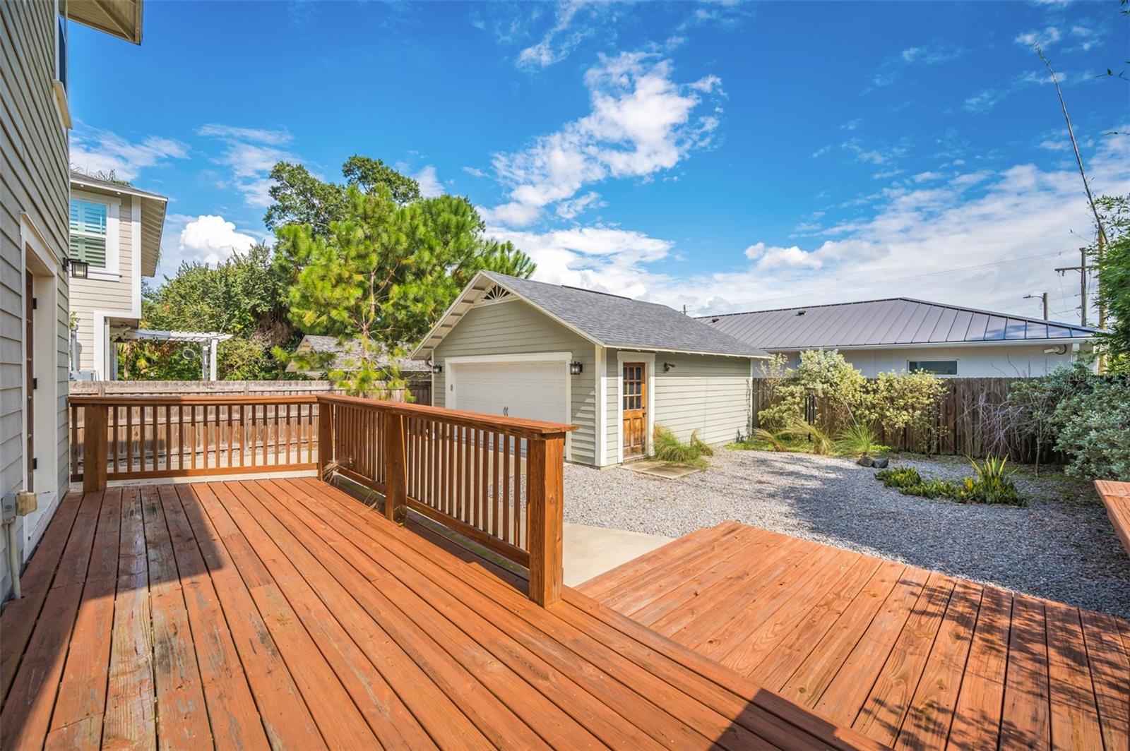 Image 26 of 29 For 319 Giddens Avenue