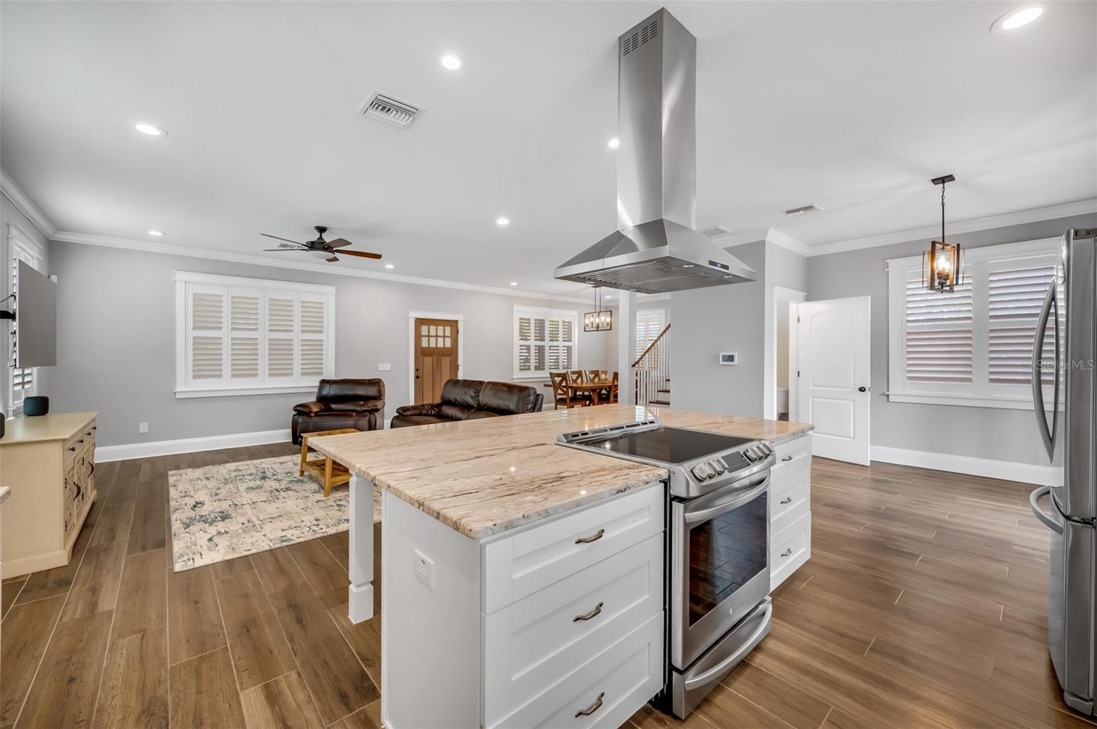 Image 8 of 29 For 319 Giddens Avenue