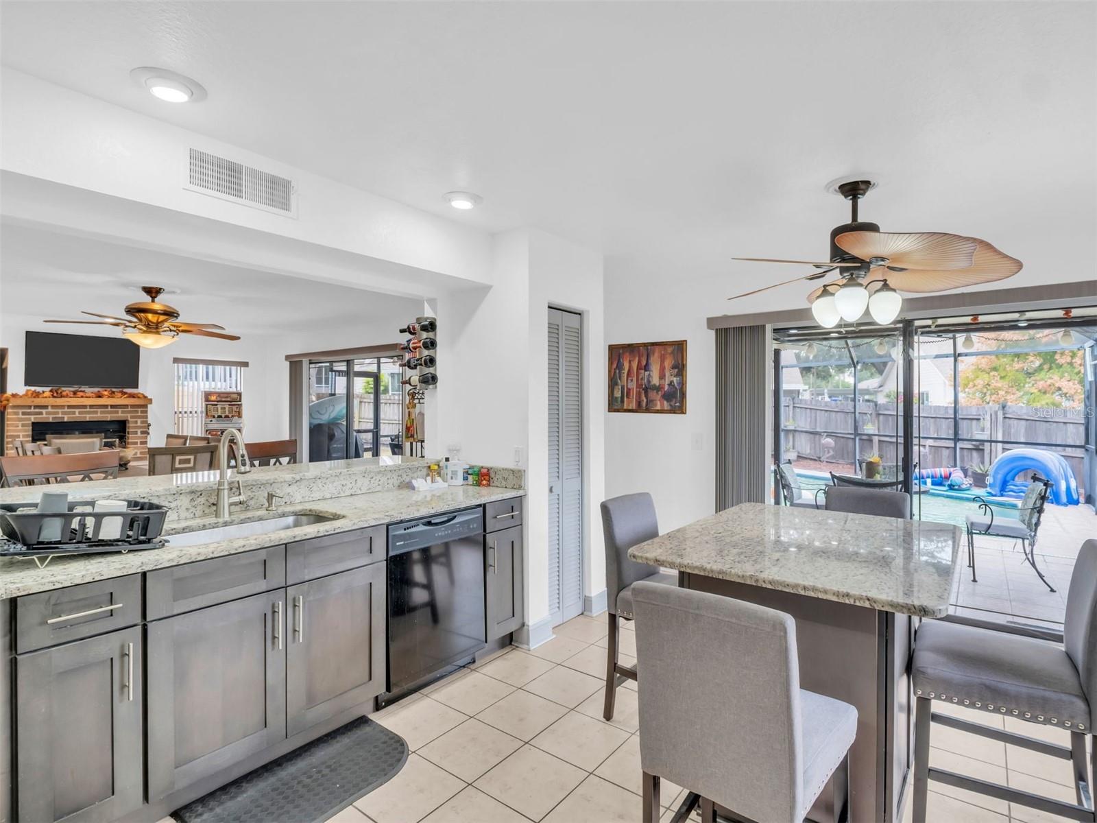 Image 15 of 61 For 3177 Montrose Place