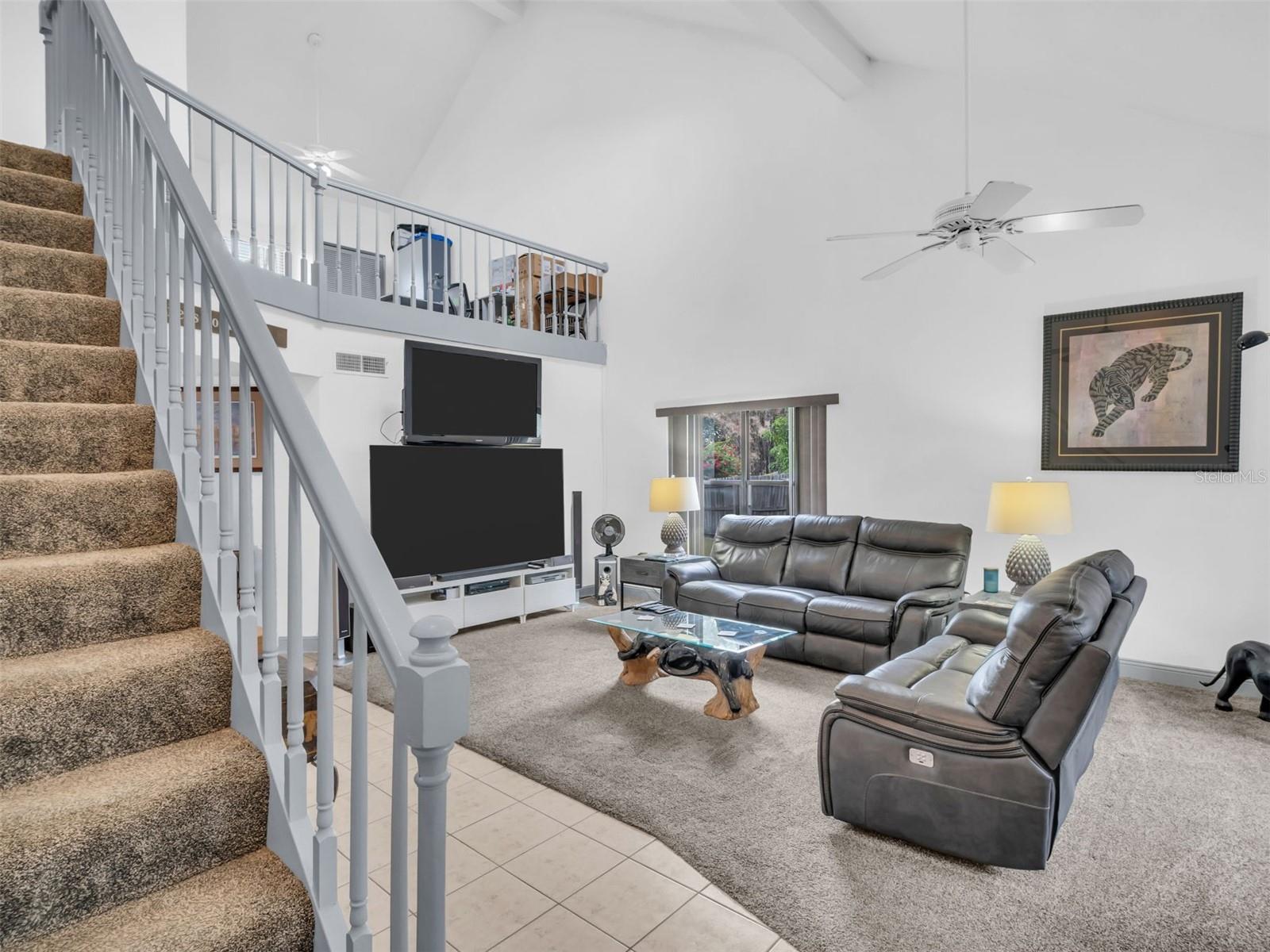 Image 17 of 61 For 3177 Montrose Place