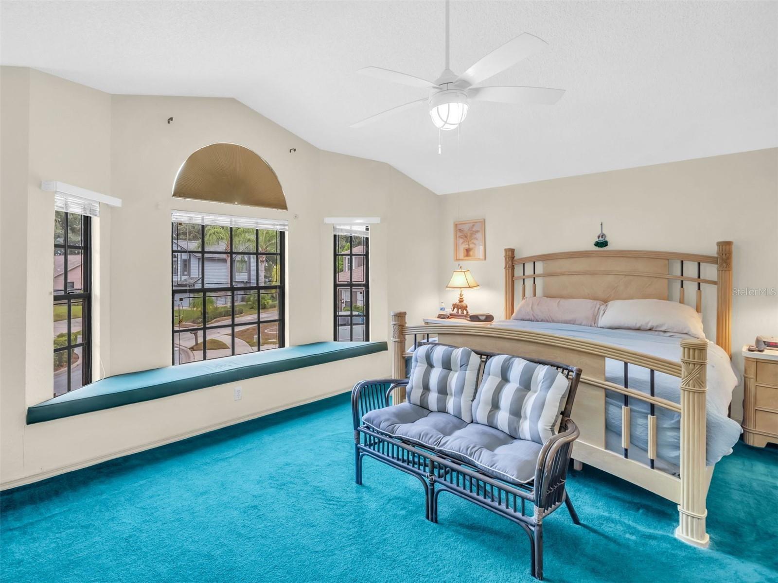 Image 21 of 61 For 3177 Montrose Place