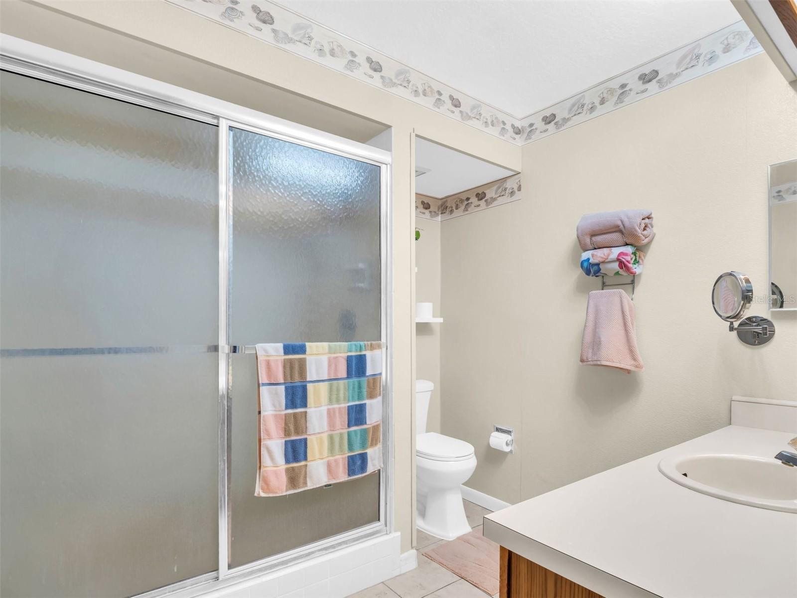 Image 39 of 61 For 3177 Montrose Place