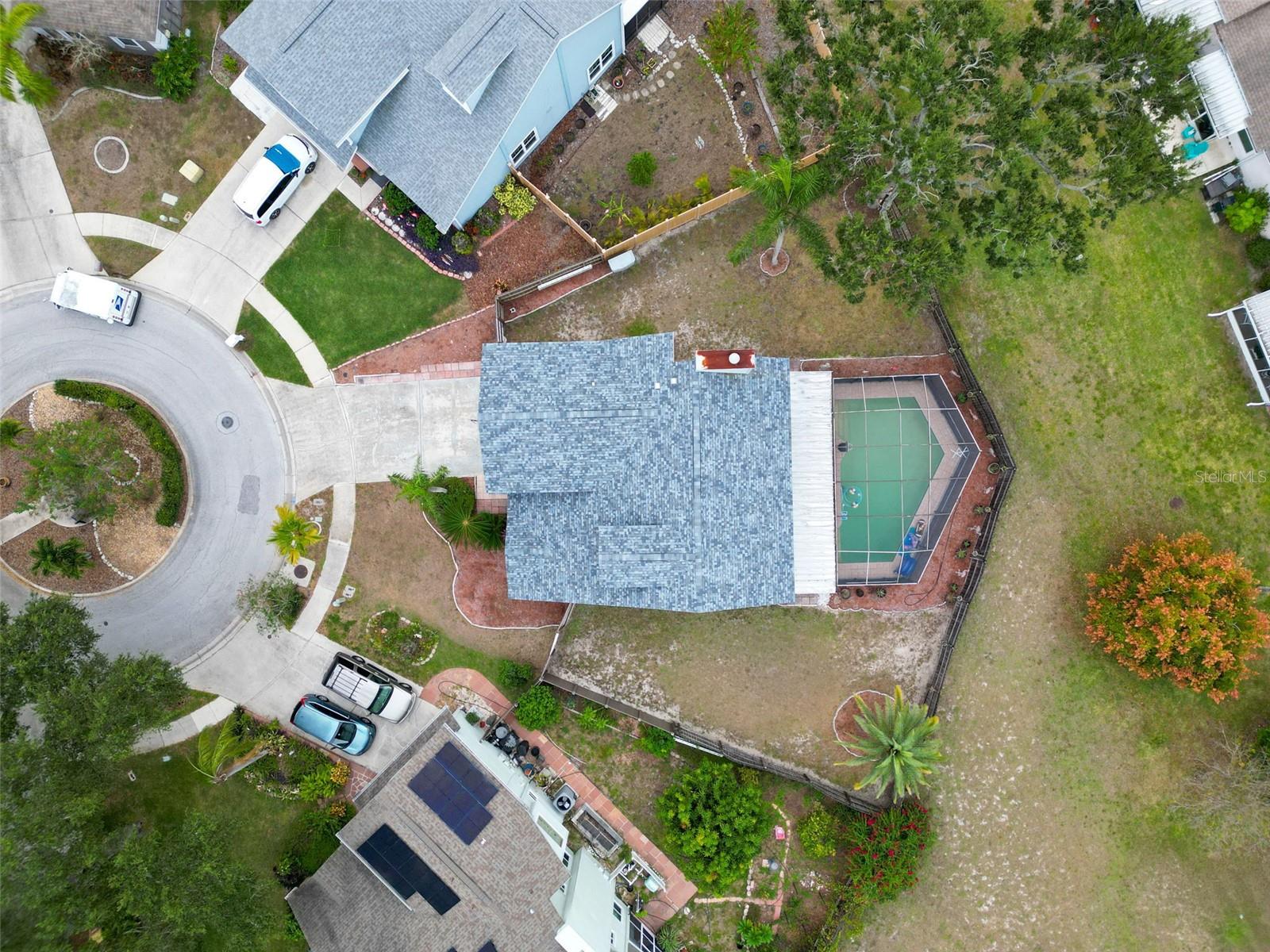 Image 54 of 61 For 3177 Montrose Place