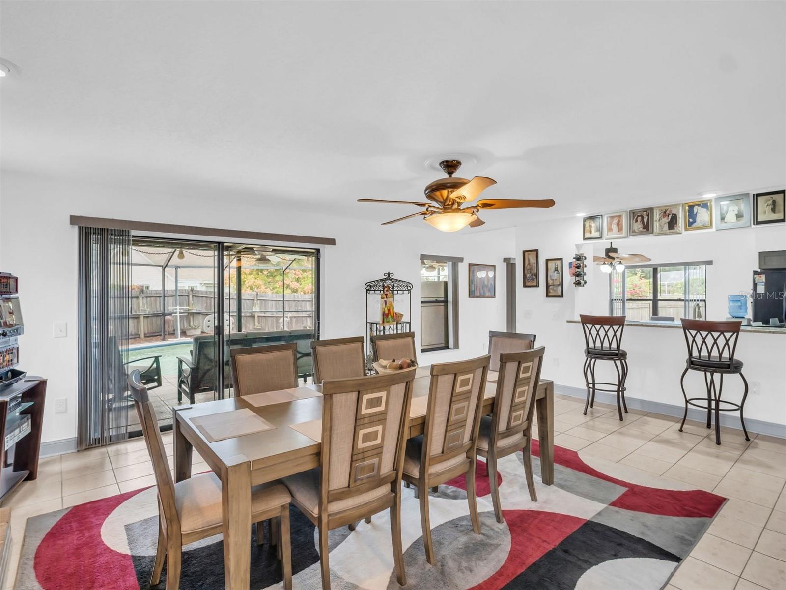 Image 9 of 61 For 3177 Montrose Place