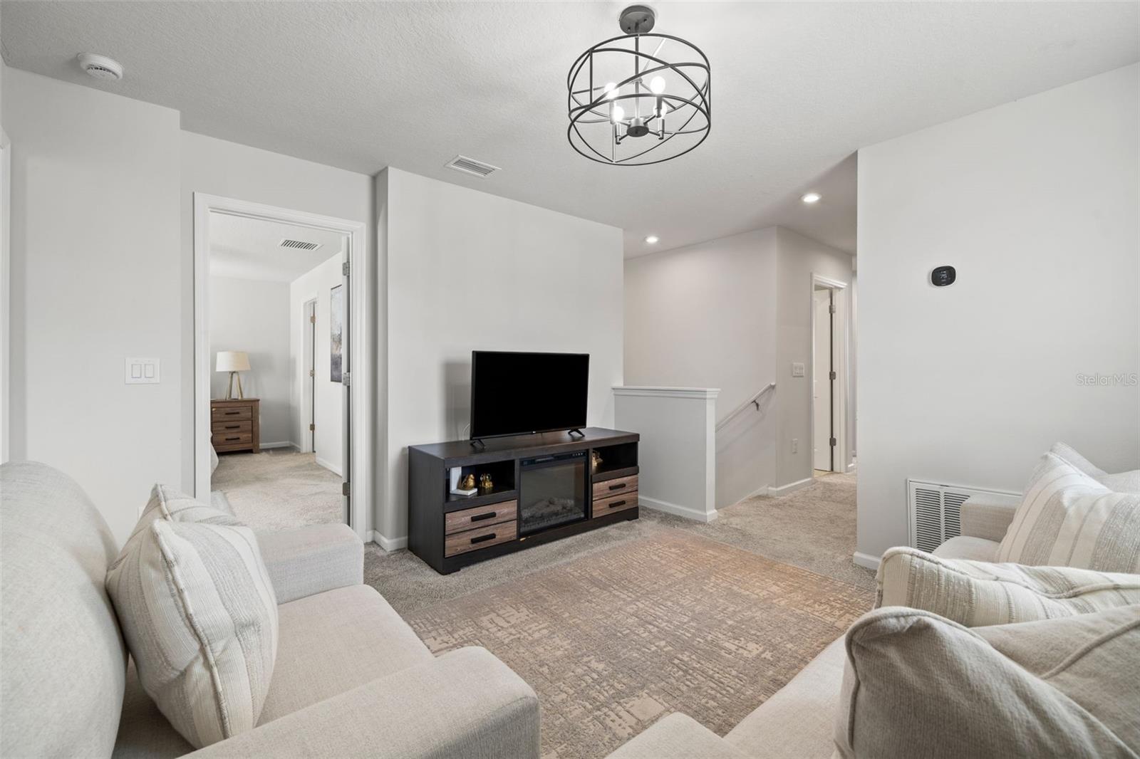 Image 12 of 34 For 17997 Dairy Farm Court