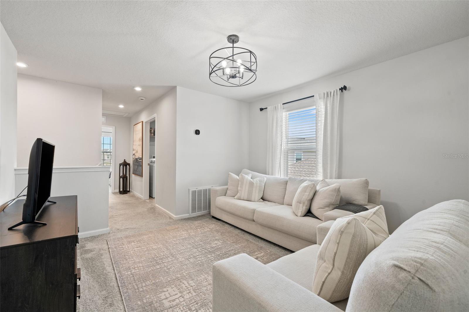 Image 13 of 34 For 17997 Dairy Farm Court