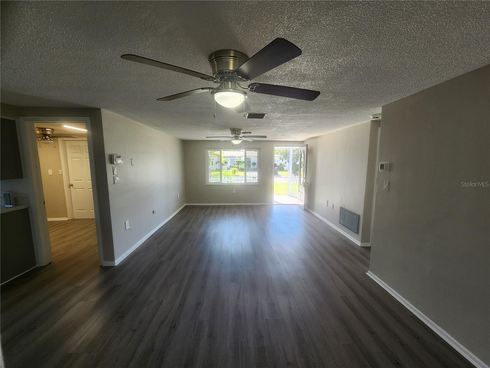 Image 8 of 14 For 7225 Deerfield Drive