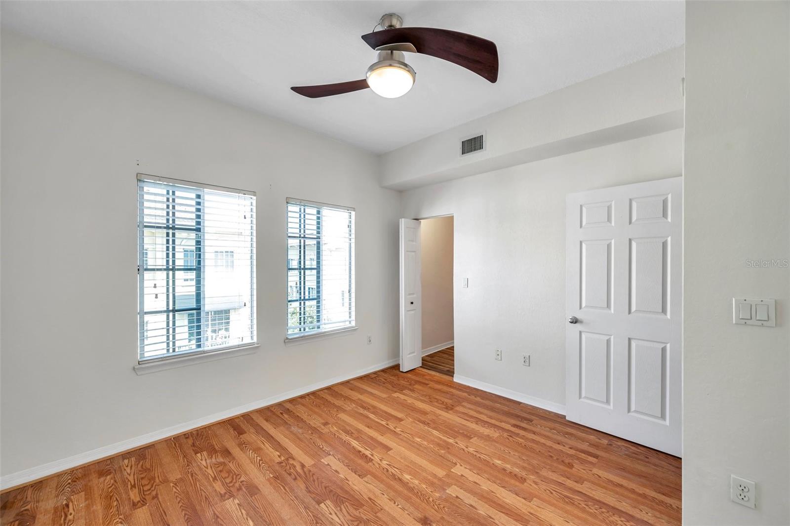 Image 28 of 47 For 113 Sherrill Street 113