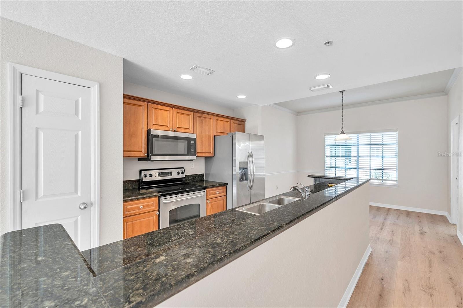 Image 6 of 47 For 113 Sherrill Street 113