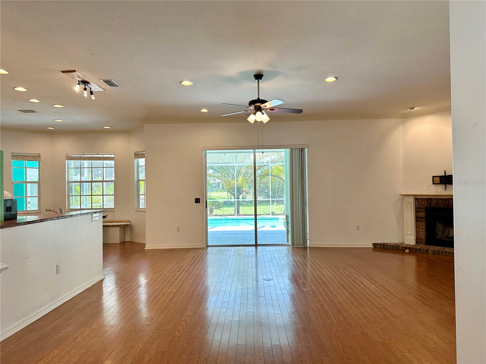 Image 12 of 72 For 5261 Waterwood Drive