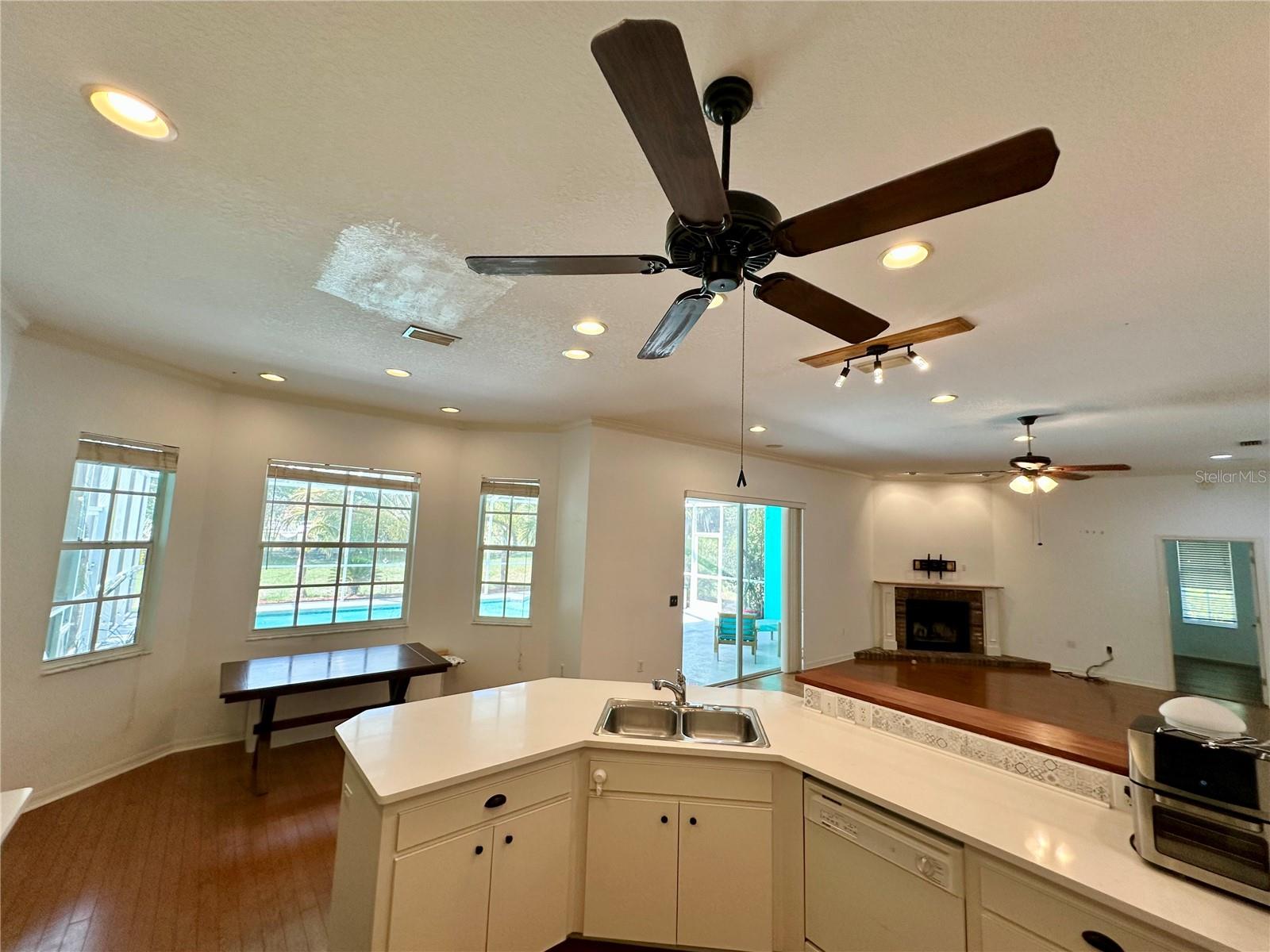 Image 22 of 72 For 5261 Waterwood Drive