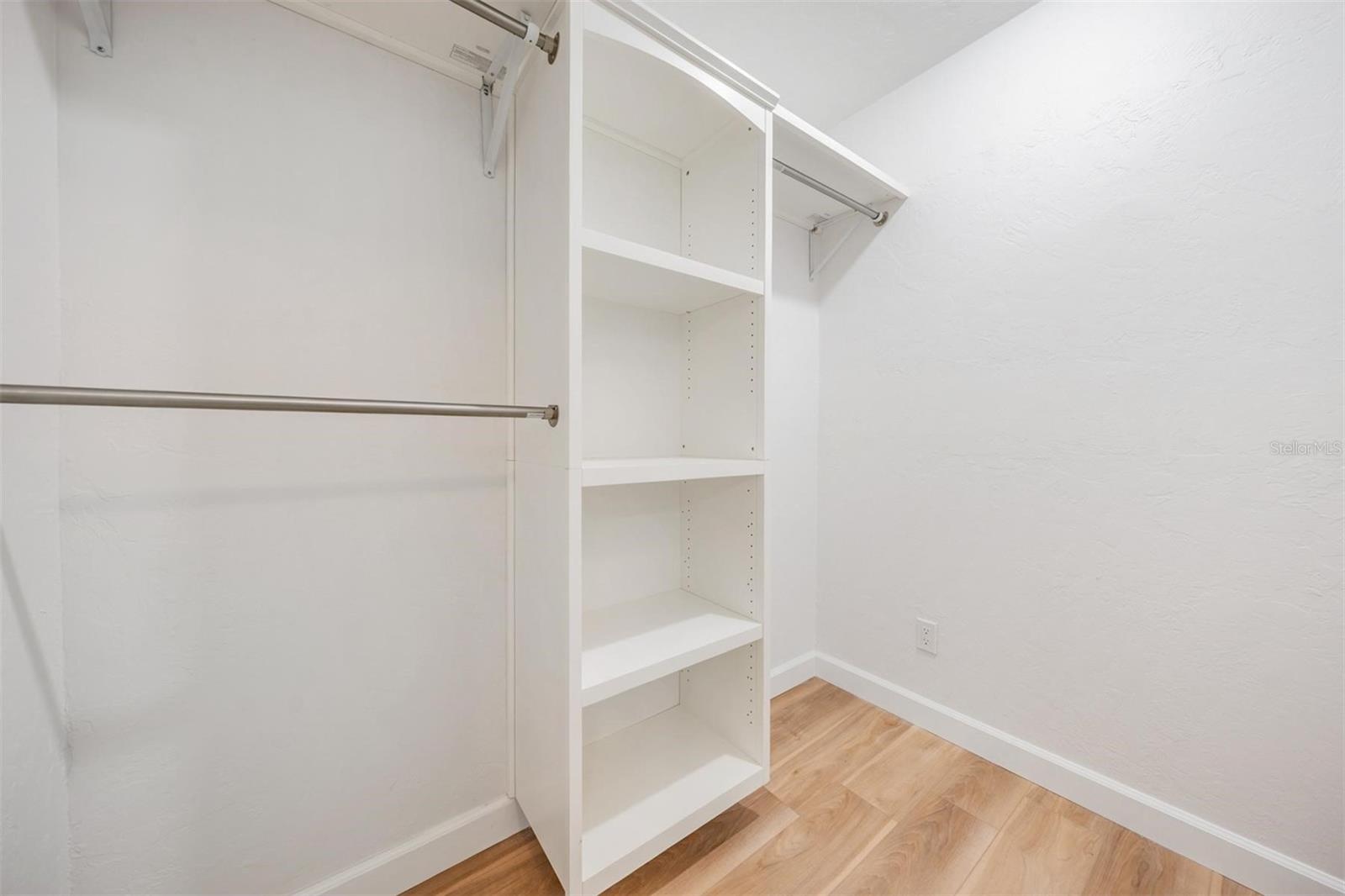 Image 11 of 27 For 127 Boca Ciega Point Boulevard N