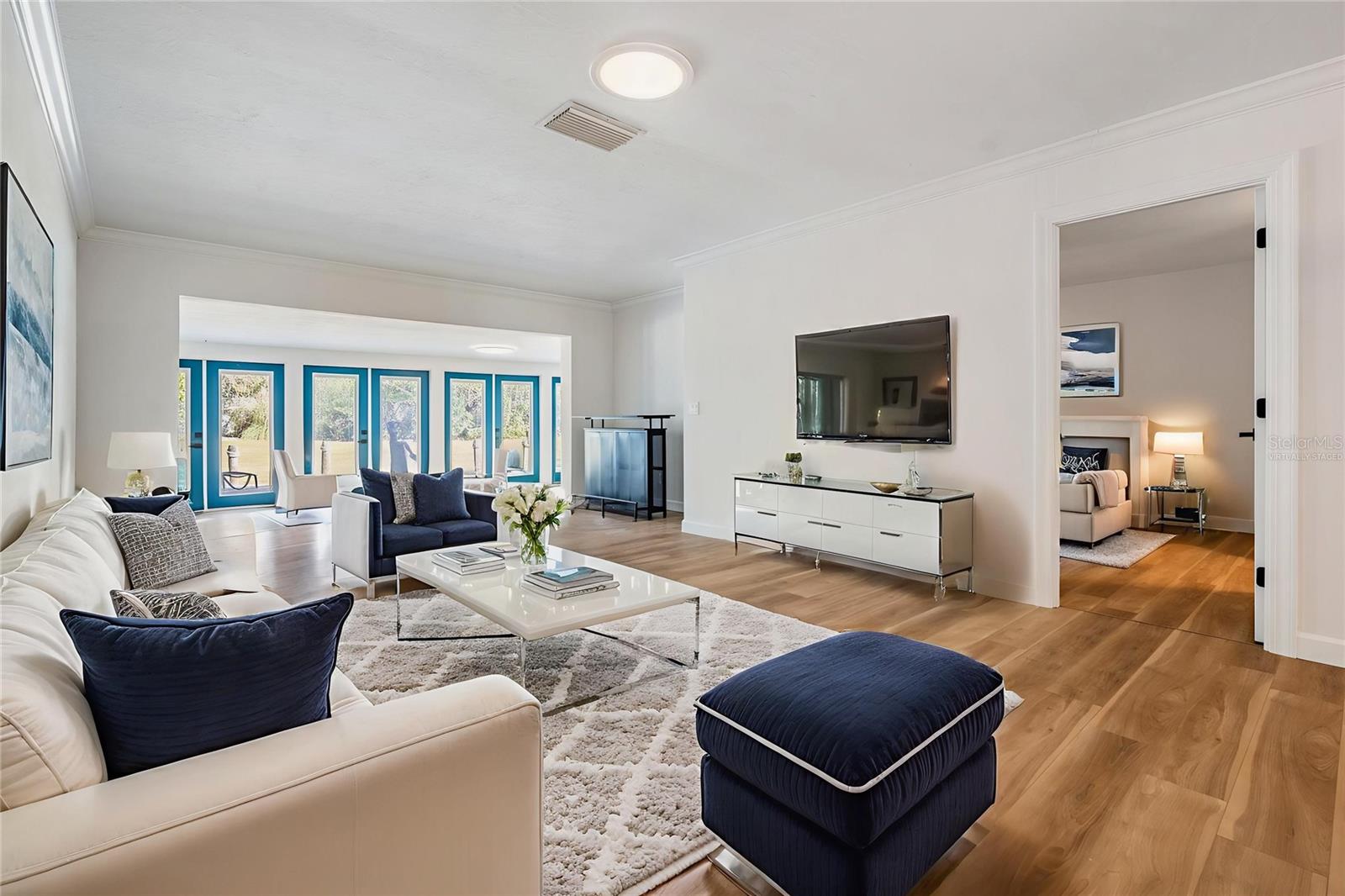 Image 16 of 27 For 127 Boca Ciega Point Boulevard N