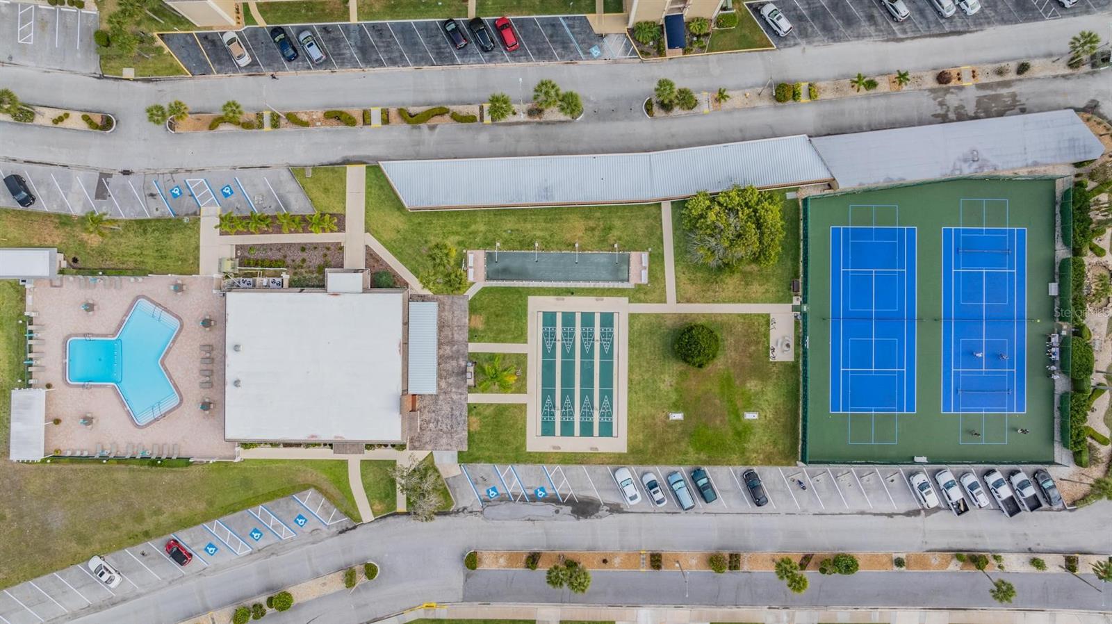 Image 24 of 27 For 127 Boca Ciega Point Boulevard N