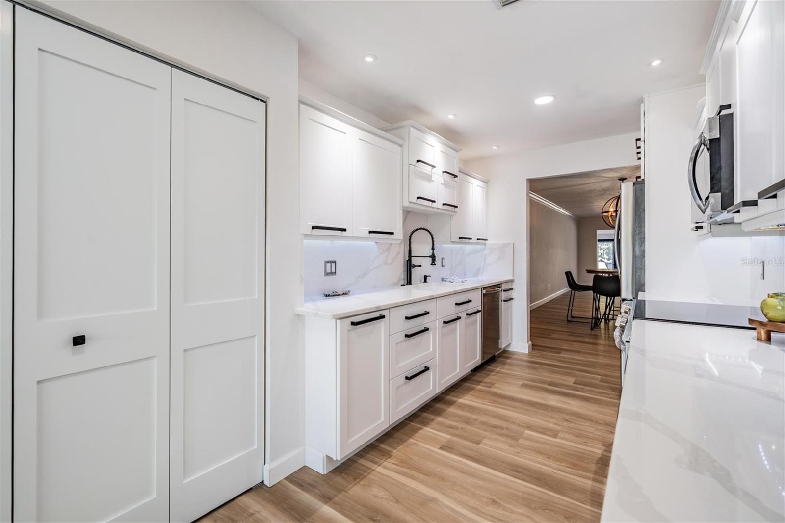 Image 4 of 27 For 127 Boca Ciega Point Boulevard N