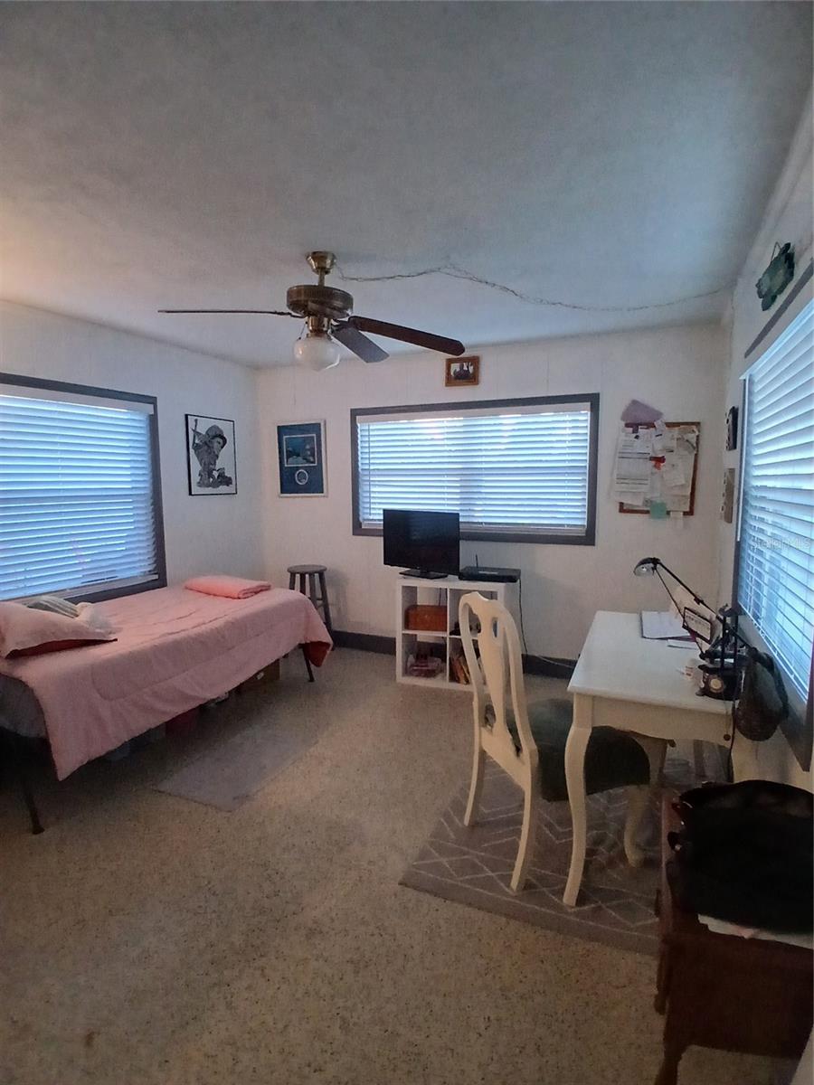 Image 10 of 26 For 3653 Belle Vista Drive E