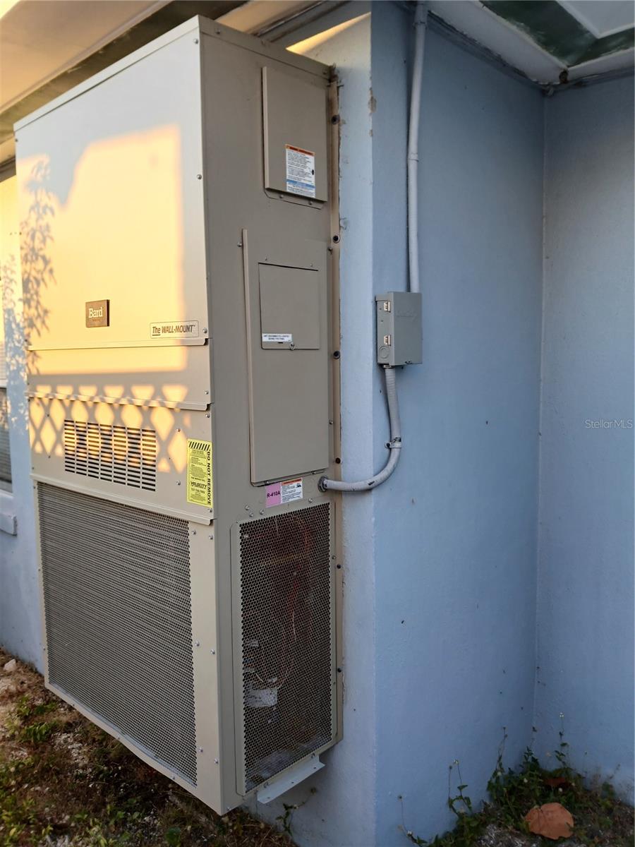 Image 18 of 26 For 3653 Belle Vista Drive E