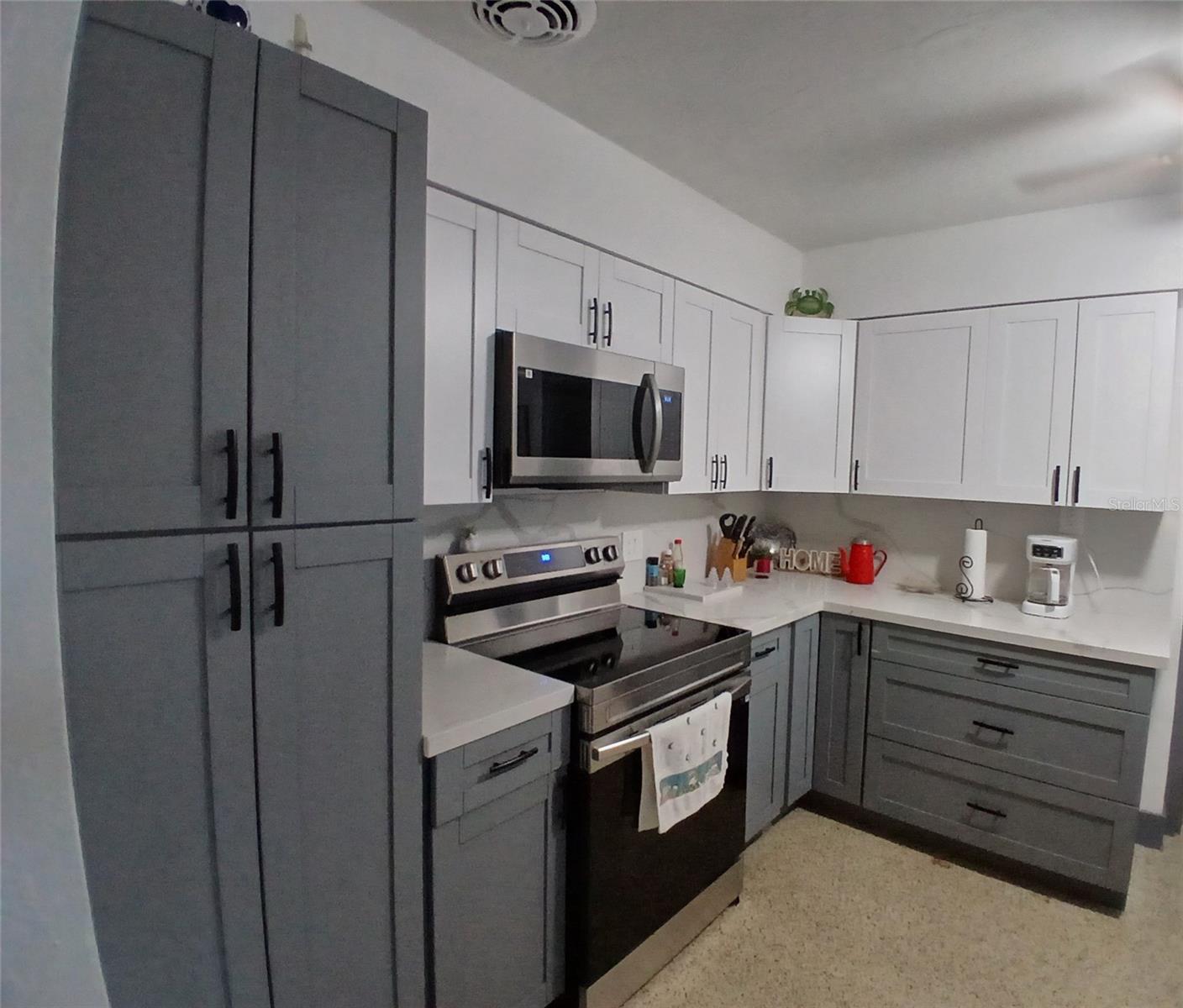 Image 23 of 26 For 3653 Belle Vista Drive E